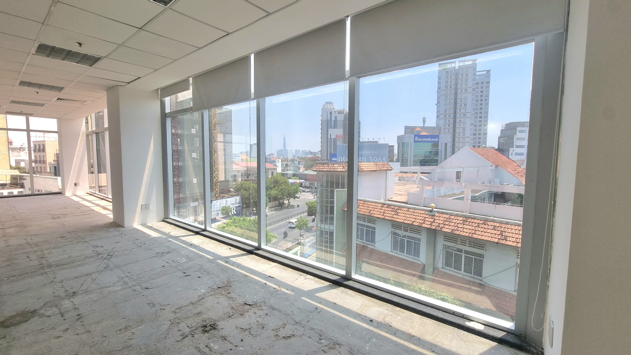 Tòa nhà: Intant Building còn trống đang cho thuê lại - ThueVanPhongHCM.Com