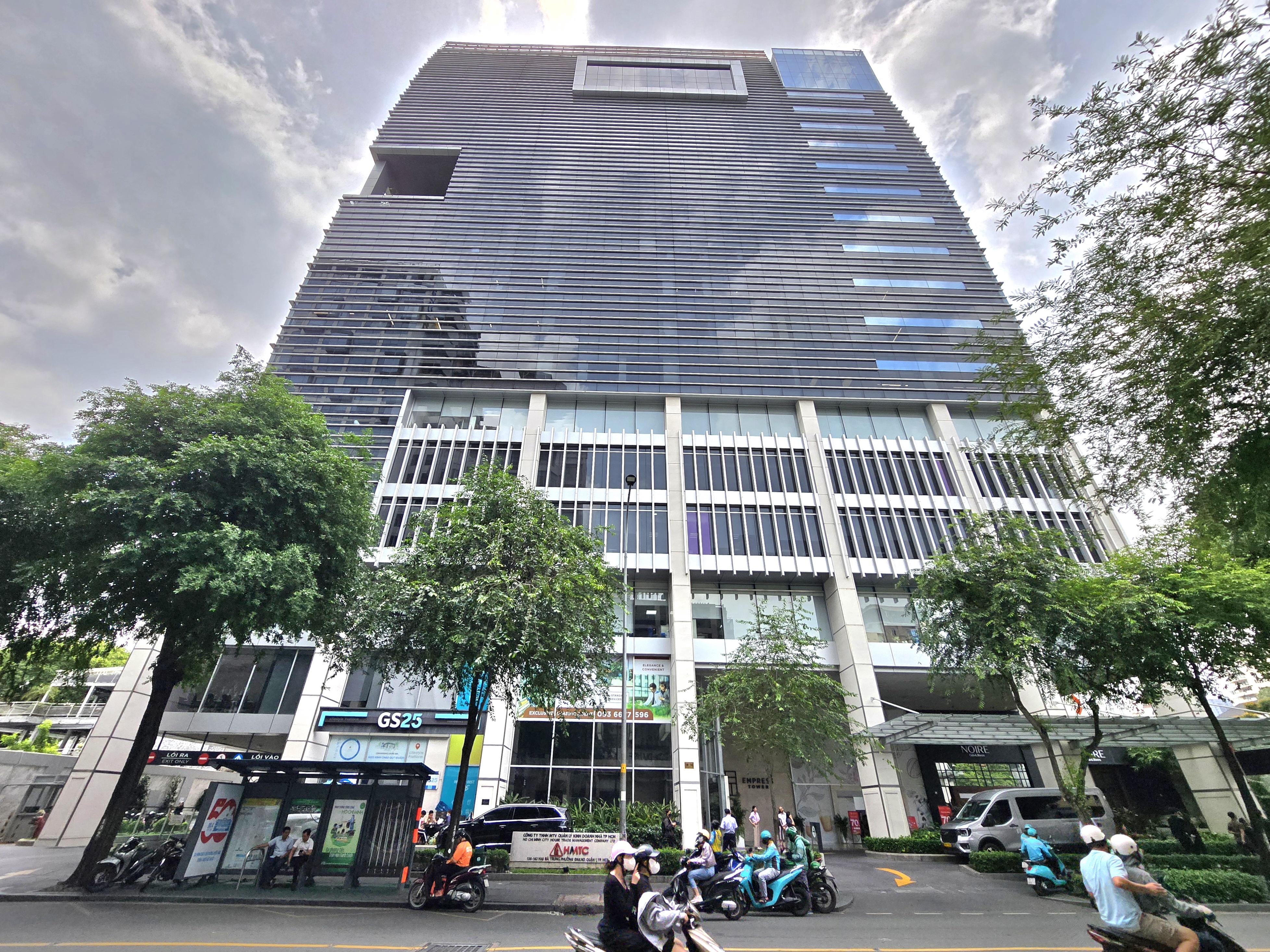 Tòa nhà: Empress Tower còn trống đang cho thuê lại - ThueVanPhongHCM.Com