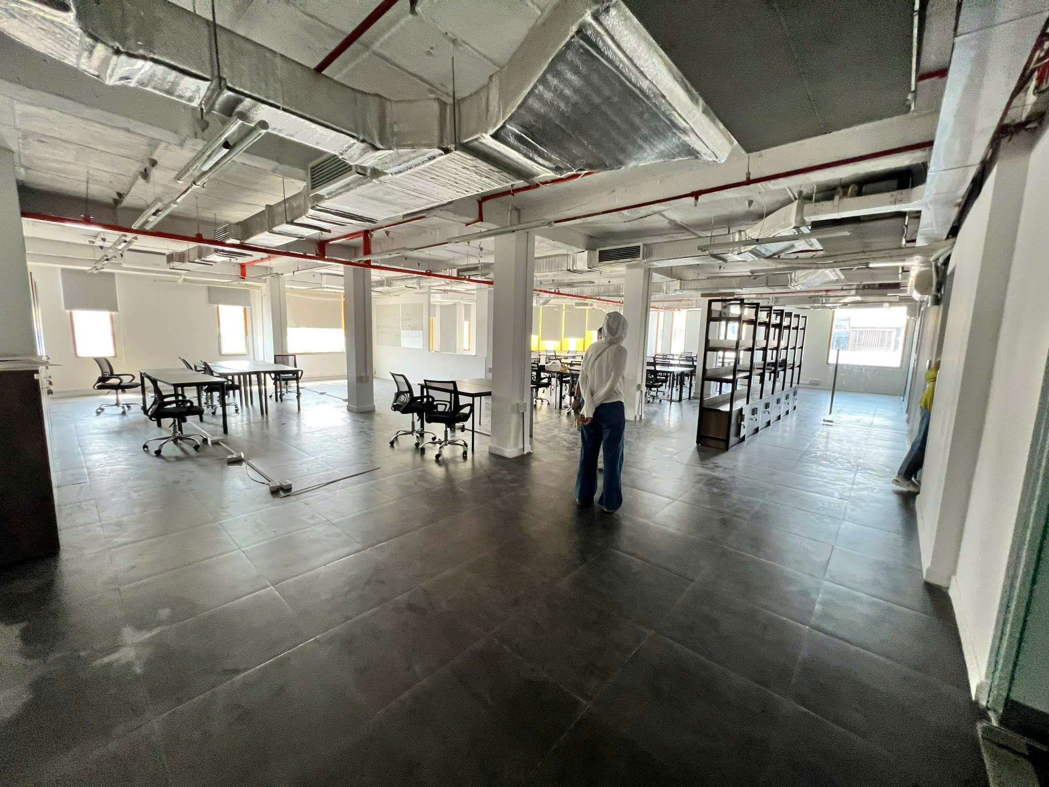 Tòa nhà: Ong Ong Building còn trống đang cho thuê lại - ThueVanPhongHCM.Com
